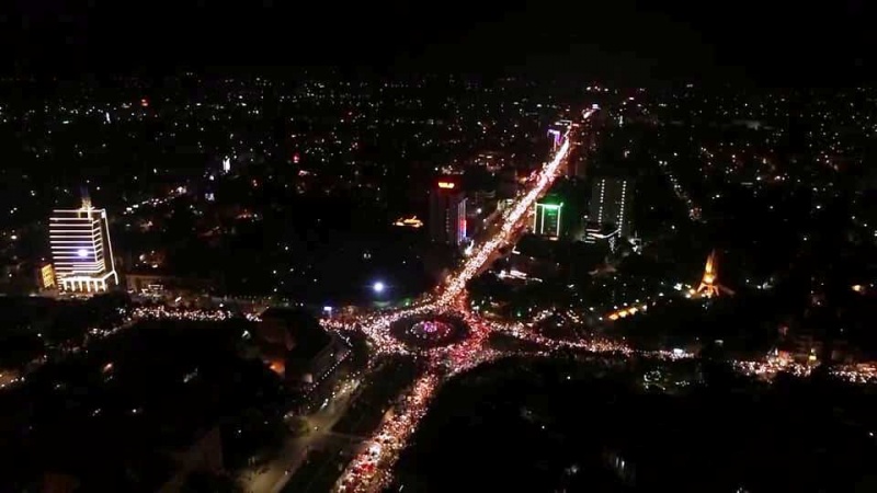 nguoi ham mo thanh pho thai nguyen xuong duong an mung chien thang cua doi tuyen viet nam tai aff cup 2018