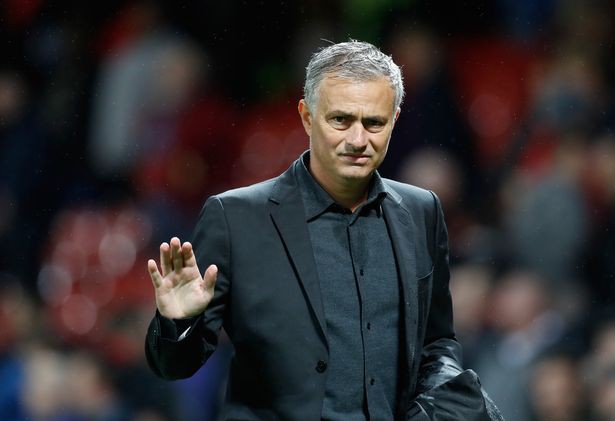 ba nguyen nhan khien mourinho bi man utd sa thai