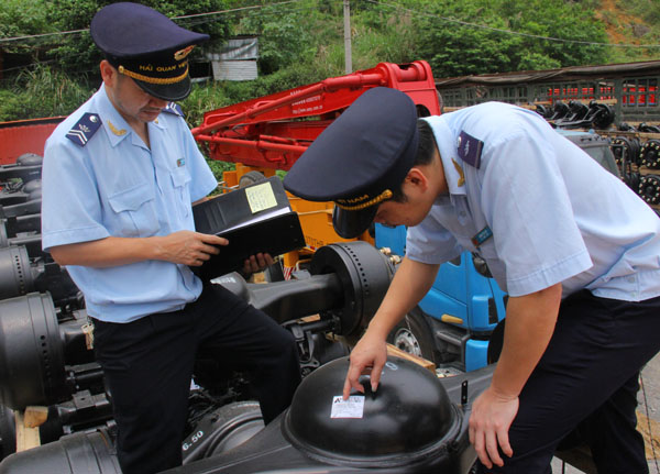 doanh nghiep keu kho bo tai chinh yeu cau sua 76 van ban kiem tra chuyen nganh