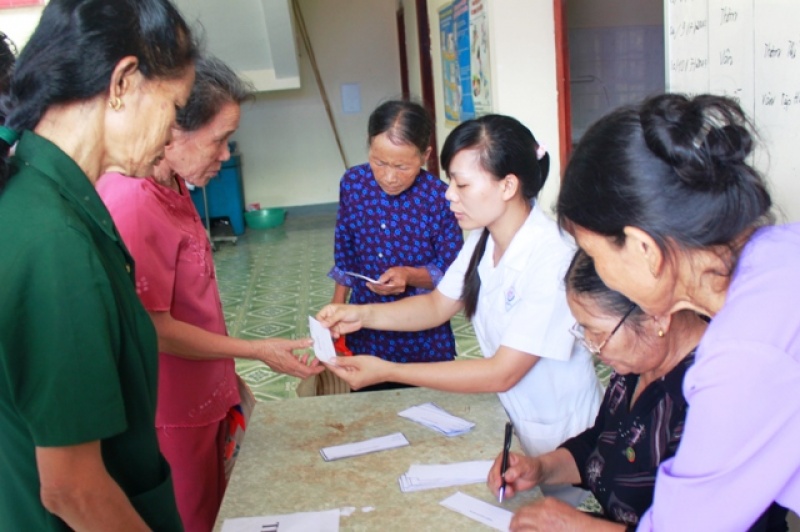 thai nguyen lam tot cong tac cham soc nguoi cao tuoi co don khong noi nuong tua