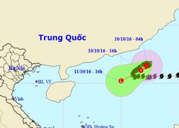 Ngày 10/10: Bão số 6 di chuyển chậm và suy yếu thành ATNĐ