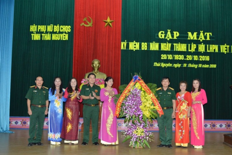 hoat dong ky niem ngay phu nu viet nam 2010