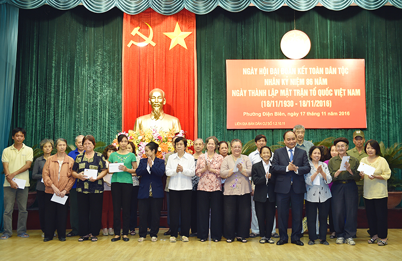 thu tuong du ngay hoi dai doan ket toan dan tai phuong dien bien ha noi