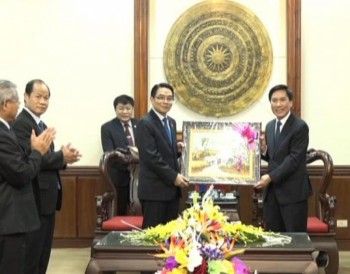 Đoàn Đại biểu Trung ương Hội Hữu Nghị Lào - Việt Nam chào xã giao lãnh đạo tỉnh Thái Nguyên