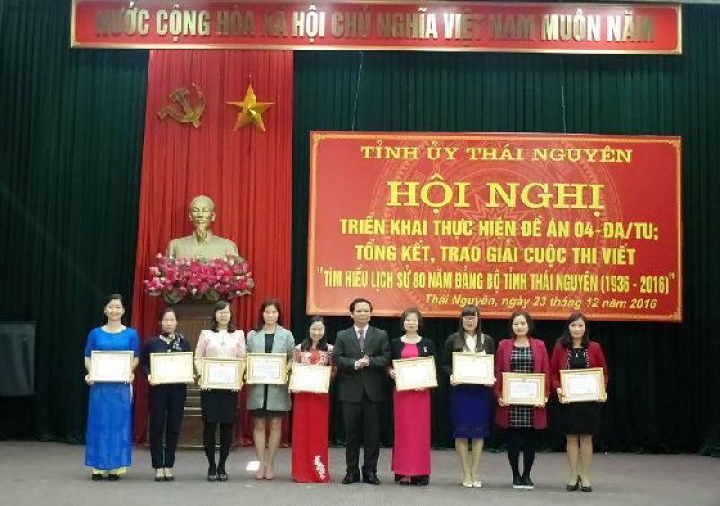 Tỉnh ủy Thái Nguyên: Triển khai Đề án 04 - ĐA/TU; Trao giải Cuộc thi viết "Tìm hiểu lịch sử 80 năm Đảng bộ tỉnh"