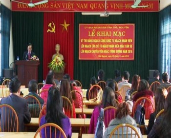 Khai mạc Kỳ thi nâng ngạch công chức năm 2016