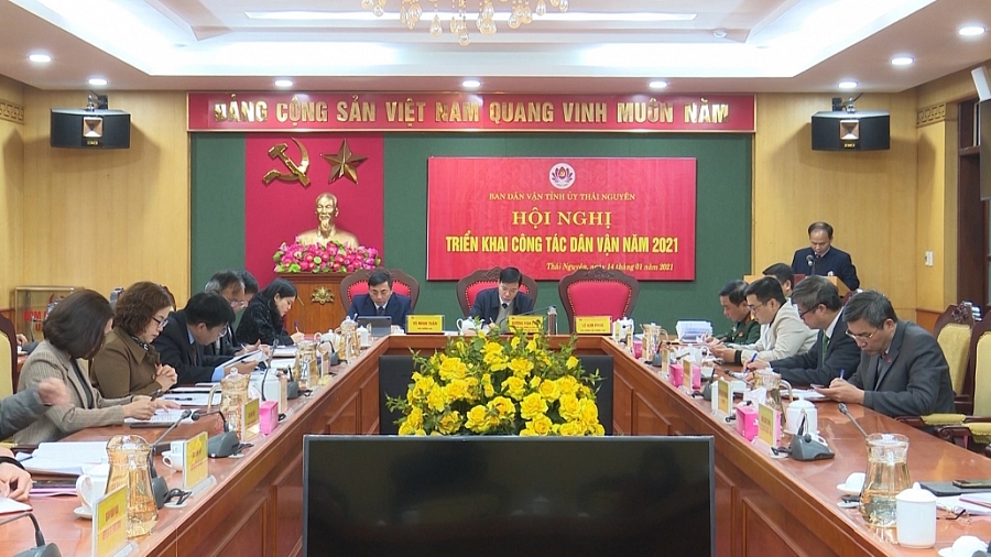 Đẩy mạnh thi đua “Dân vận khéo” gắn với phong trào Thi đua yêu nước (TS 14/1) Đẩy mạnh thi đua “Dân vận khéo” gắn với phong trào Thi đua yêu nước (TS 14/1)