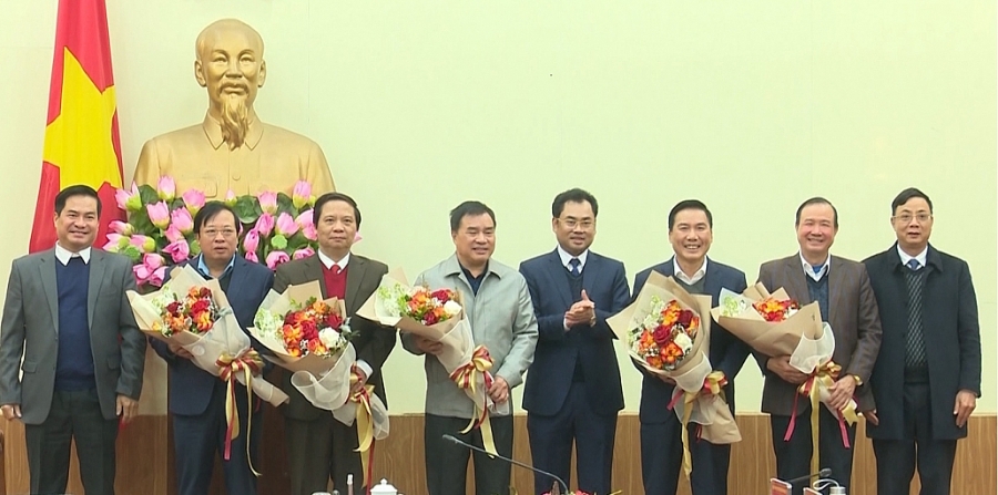 Gặp mặt các đồng chí nguyên Thường trực Tỉnh ủy, nguyên Ủy viên BTV Tỉnh ủy khóa XIX (TS 14/1)