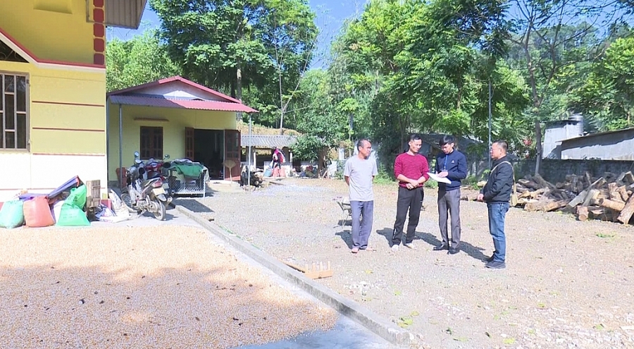 Cần sớm cấp giấy chứng nhận quyền sử dụng đất, đảm bảo quyền lợi cho người dân Cần sớm cấp giấy chứng nhận quyền sử dụng đất, đảm bảo quyền lợi cho người dân