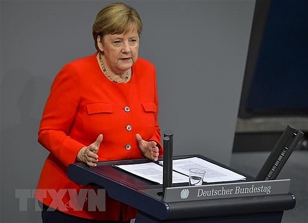 undefined 2907-merkel-1