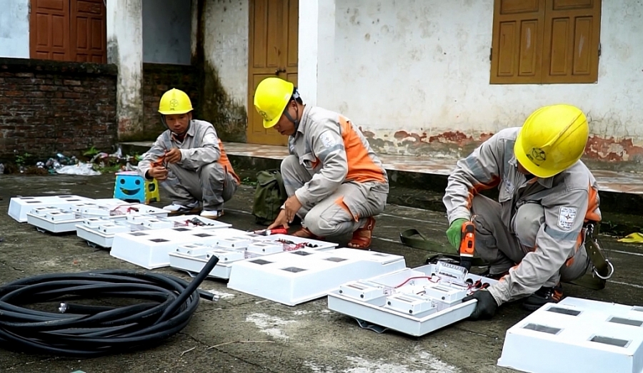 undefined Ứng dụng công nghệ thông tin trong quản lý vận hành lưới điện