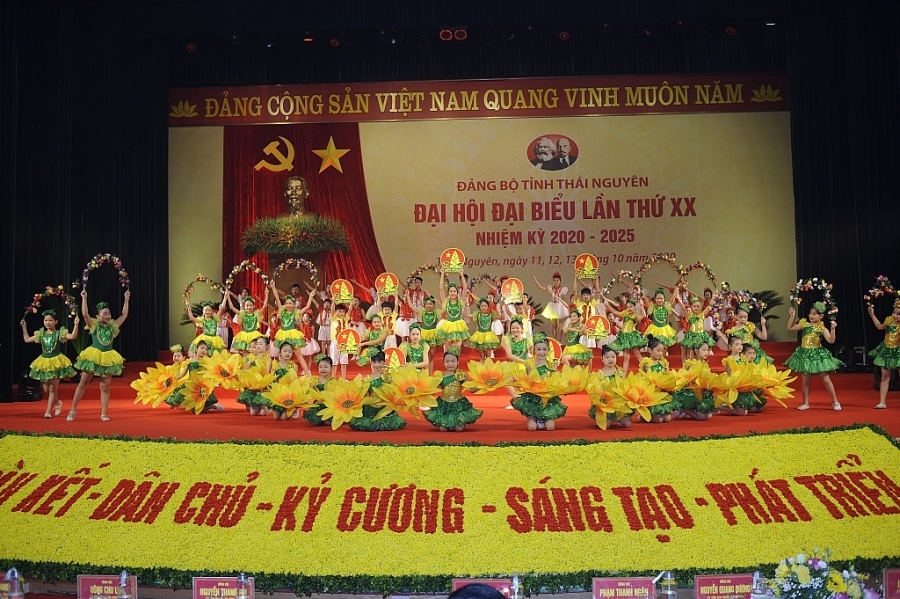 [Photo] Toàn cảnh Khai mạc Đại hội đại biểu Đảng bộ tỉnh Thái Nguyên lần thứ XX, nhiệm kỳ 2020 2025