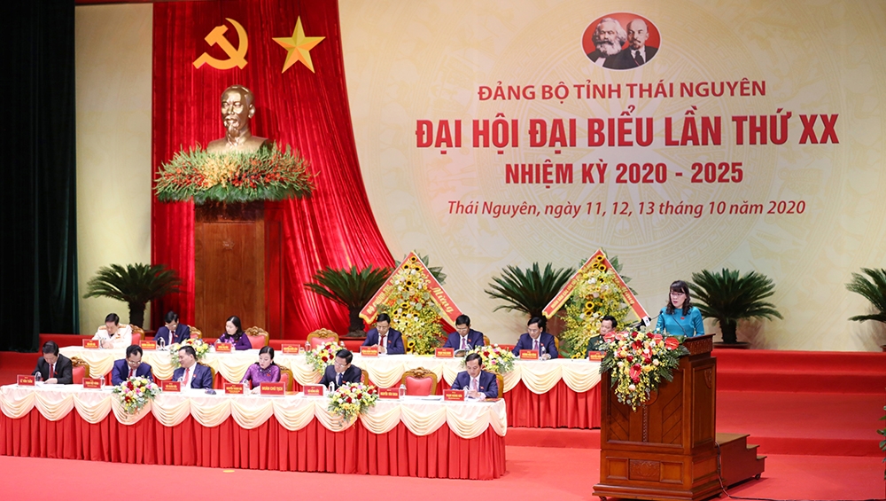[Photo] Phiên bế mạc Đại hội đại biểu Đảng bộ tỉnh Thái Nguyên lần thứ XX