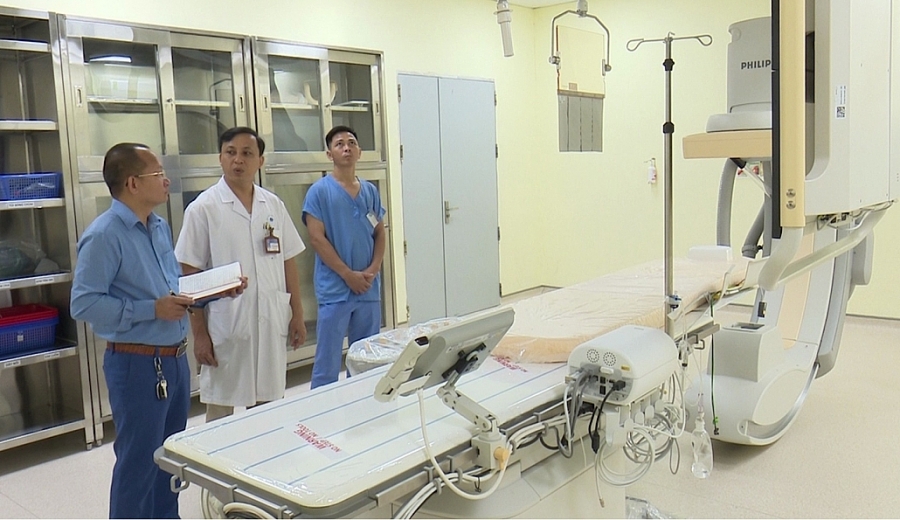 Xã hội hóa đầu tư y tế, nâng cao chất lượng chăm sóc sức khỏe nhân dân