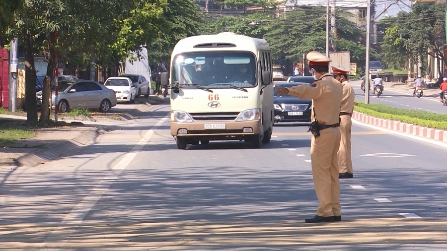 Những nỗi đau phía sau tay lái (TS 10-11)