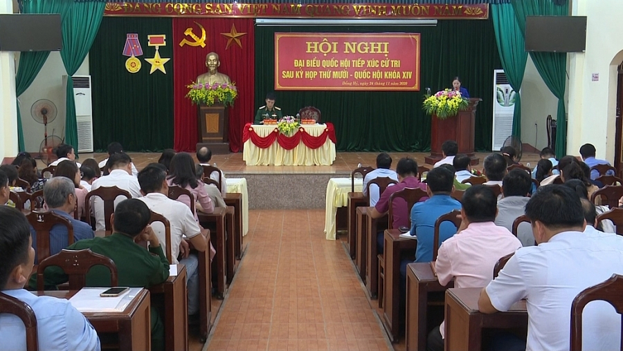 Đại biểu Quốc hội tiếp xúc cử tri sau Kỳ họp thứ 10, khóa XIV