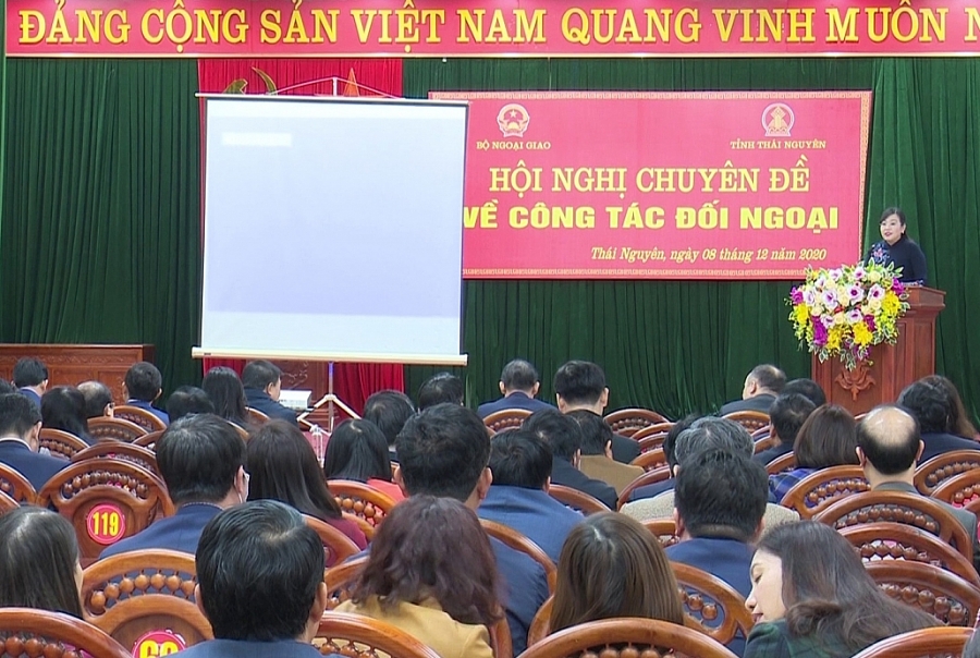Hội nghị chuyên đề về công tác đối ngoại và quán triệt, triển khai các kết luận của Bộ Chính trị Hội nghị chuyên đề về công tác đối ngoại và quán triệt, triển khai các kết luận của Bộ Chính trị