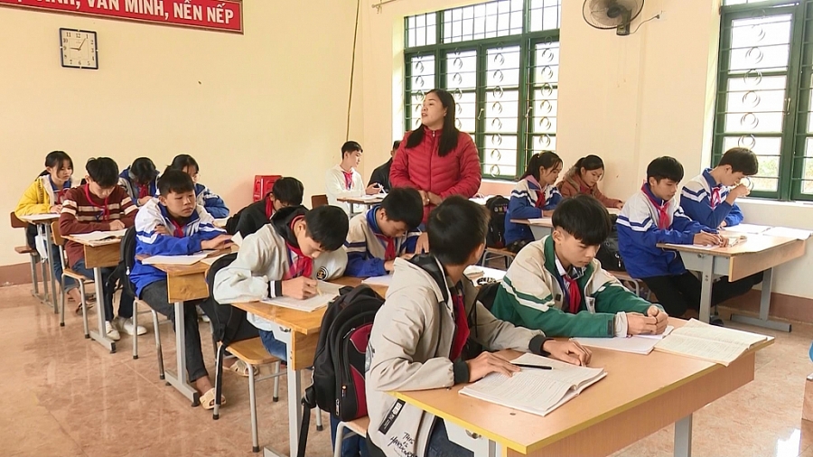 Thách thức triển khai Chương trình giáo dục phổ thông mới theo lộ trình Thách thức triển khai Chương trình giáo dục phổ thông mới theo lộ trình