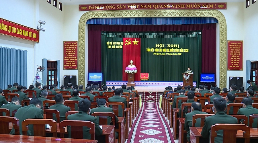 Tiếp tục tập trung xây dựng lực lượng vũ trang tỉnh vững mạnh toàn diện ( TS 17/12) Tiếp tục tập trung xây dựng lực lượng vũ trang tỉnh vững mạnh toàn diện ( TS 17/12)