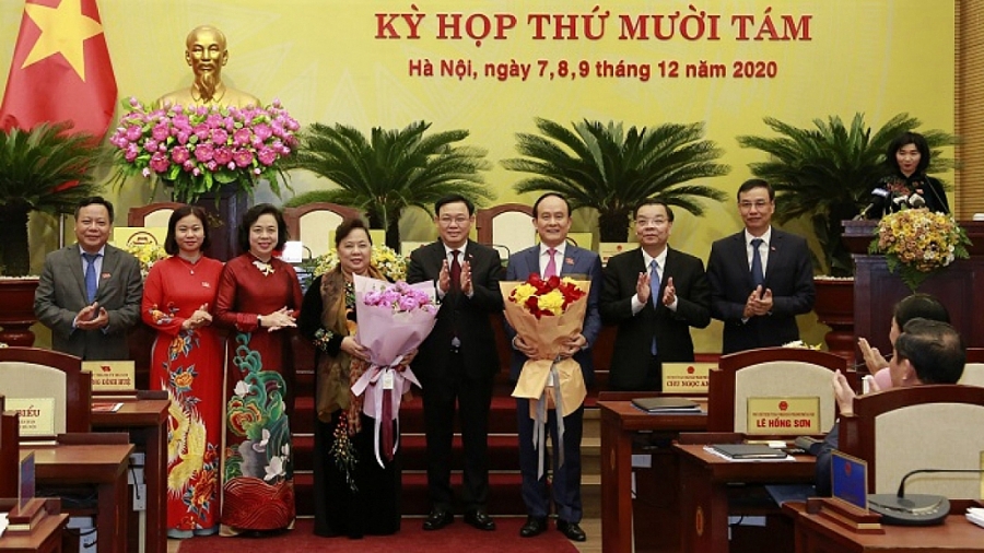 Ủy ban Thường vụ Quốc hội phê chuẩn nhân sự 9 tỉnh, thành phố Ủy ban Thường vụ Quốc hội phê chuẩn nhân sự 9 tỉnh, thành phố