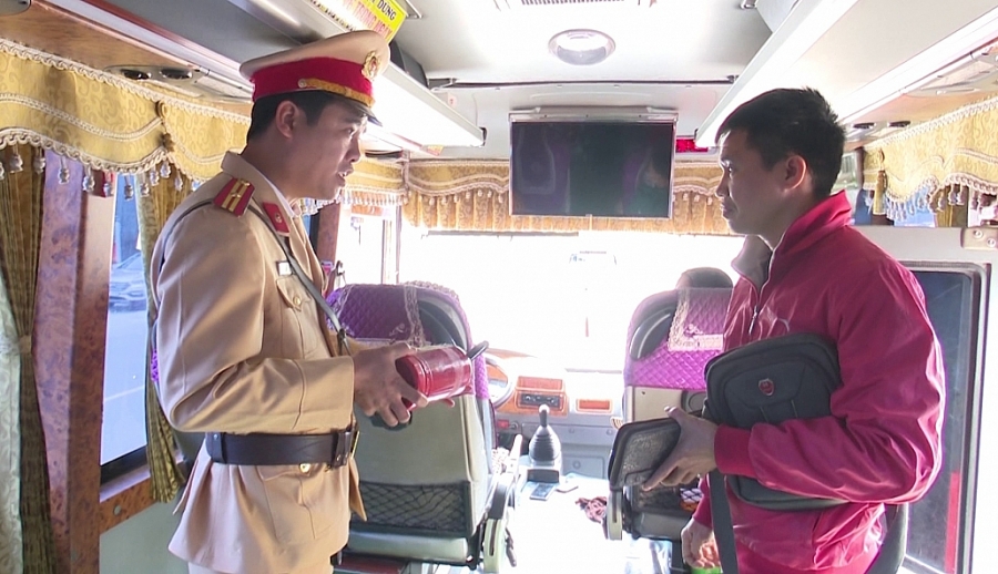 Đại Từ: Tăng cường đảm bảo trật tự an toàn giao thông cuối năm Đại Từ: Tăng cường đảm bảo trật tự an toàn giao thông cuối năm