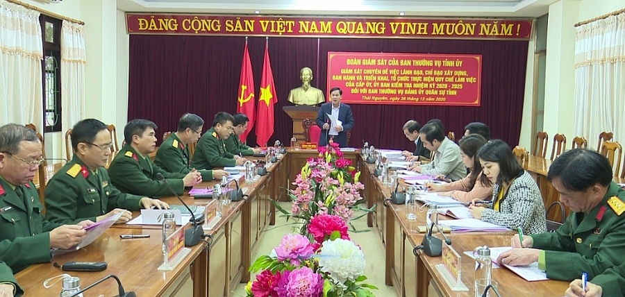 Giám sát chuyên đề việc lãnh đạo, chỉ đạo xây dựng, ban hành và triển khai tổ chức thực hiện Quy chế làm việc của cấp ủy (TS 28/12) Giám sát chuyên đề việc lãnh đạo, chỉ đạo xây dựng, ban hành và triển khai tổ chức thực hiện Quy chế làm việc của cấp ủy (TS 28/12)