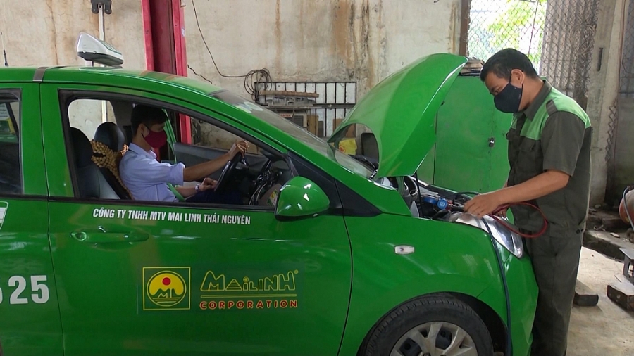 Tập trung hỗ trợ doanh nghiệp vượt qua đại dịch COVID-19 Tập trung hỗ trợ doanh nghiệp vượt qua đại dịch COVID-19