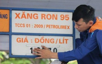 Vấp phản ứng vì không công bố giá xăng RON 95, Bộ Tài chính lên tiếng