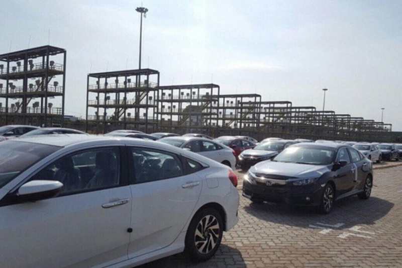 Ôtô nhập lại ồ ạt về nước: Giá xe sẽ giảm 15-20%?