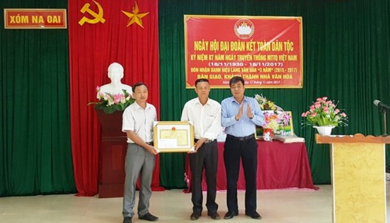 tung bung ngay hoi dai doan ket va khanh thanh nha van hoa