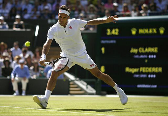 tay vot 15 tuoi tiep tuc gay chan dong o wimbledon 2019