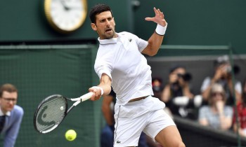 Federer thua Djokovic dù nhỉnh hơn hầu hết chỉ số