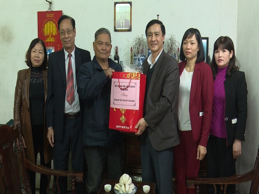 Nhiều hoạt động ý nghĩa “Tuần cao điểm Tết vì người nghèo năm 2021” Nhiều hoạt động ý nghĩa “Tuần cao điểm Tết vì người nghèo năm 2021”