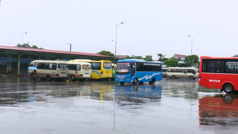 Tổ chức lại hoạt động vận tải hành khách công cộng từ ngày 30/4