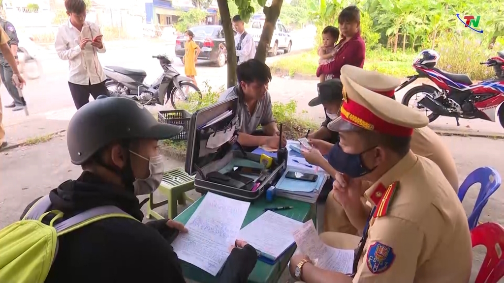 undefined Increasing traffic safety and order around schools