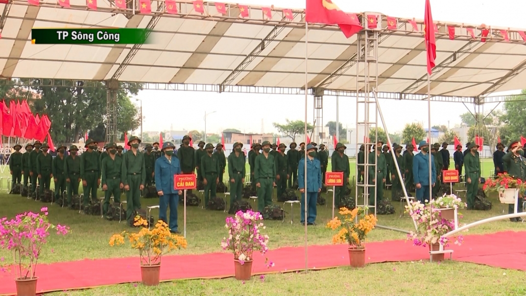 Thái Nguyên: Lễ giao nhận quân năm 2021 diễn ra trang trọng, ngắn gọn, an toàn Thái Nguyên: Lễ giao nhận quân năm 2021 diễn ra trang trọng, ngắn gọn, an toàn