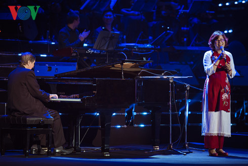 xuc dong dem nhac pham tuyen goi lai ky uc mot thoi da qua