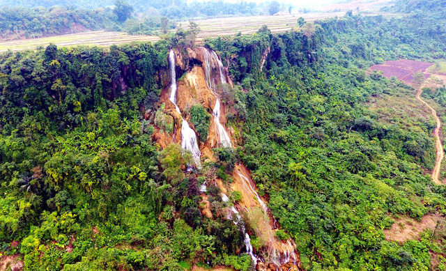 thac nuoc cao 120m dep den me hon o xu nghe