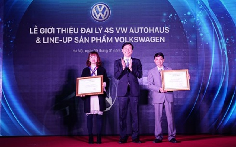 volkswagen khai truong vw autohaus o ha noi