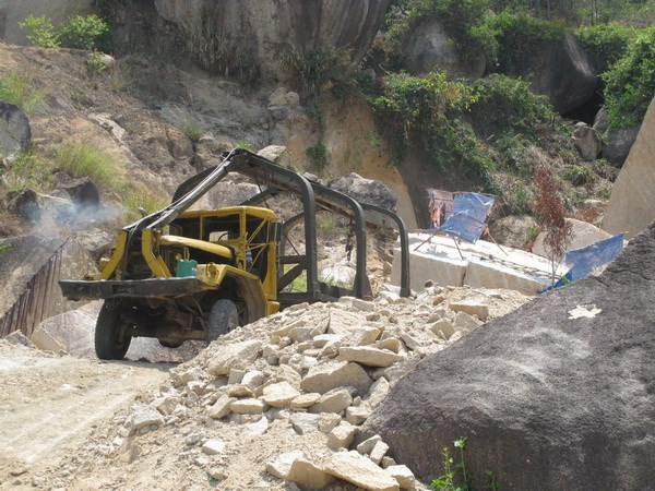 Bốn người thương vong do nổ mìn khai thác đá ở tỉnh Đắk Nông