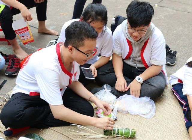 thuong tet giao vien hang chuc trieu dang ngat