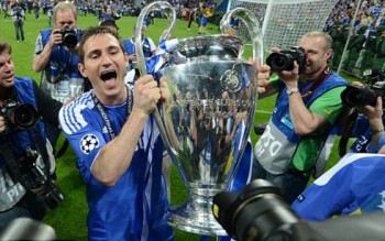 Frank Lampard giải nghệ ở tuổi 38