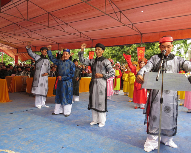 14 le hoi khong the bo qua o mien bac trong thang gieng