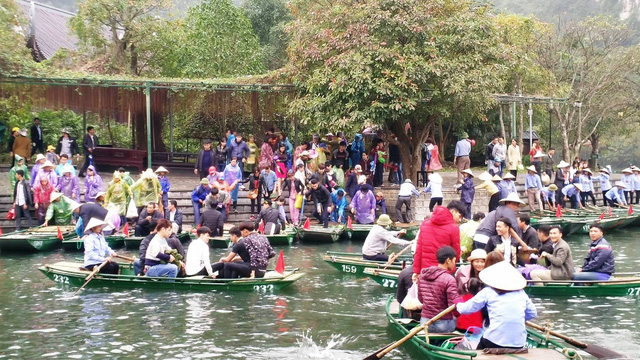 du khach lieu minh tren nhung chuyen do du xuan o trang an