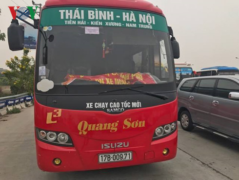 xe khach keo doan tren cao toc phap van phan doi viec phan luong tuyen