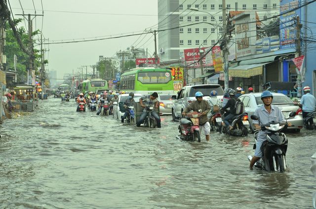 nhieu tuyen duong o sai gon ngap nang giao thong hon loan