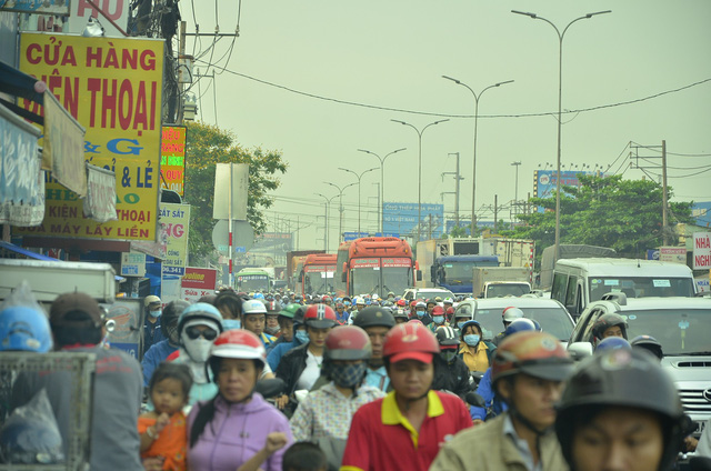 nhieu tuyen duong o sai gon ngap nang giao thong hon loan