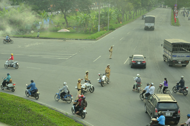 nhieu tuyen duong o sai gon ngap nang giao thong hon loan