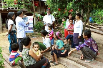 “Toàn xã hội, từng người dân ủng hộ, chung tay với các thầy thuốc”