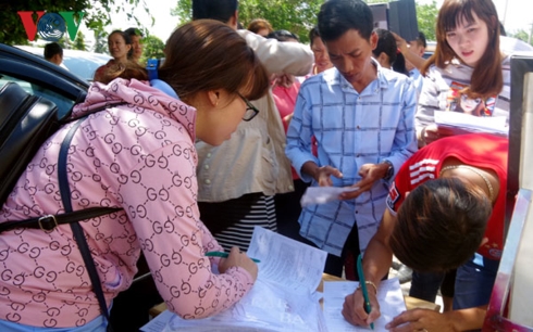 nguyen vong cua cong nhan tra vinh bi mat viec truoc tet